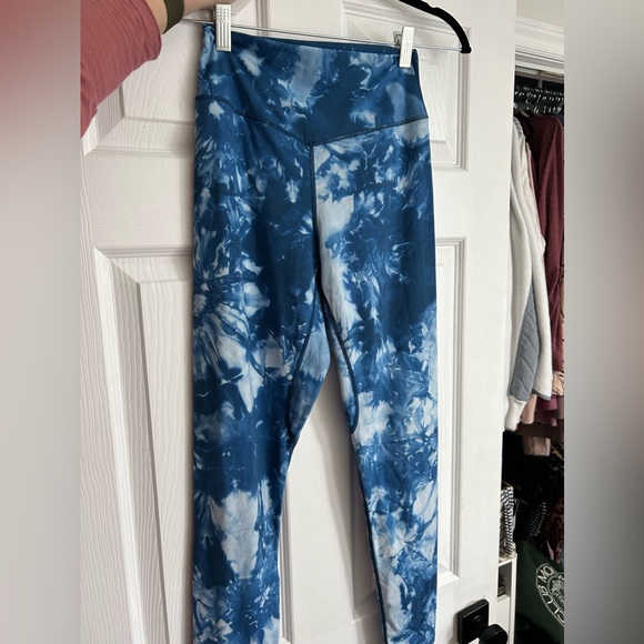 Balance Athletica Blue Tye Dye leggings - Picture 2 of 6